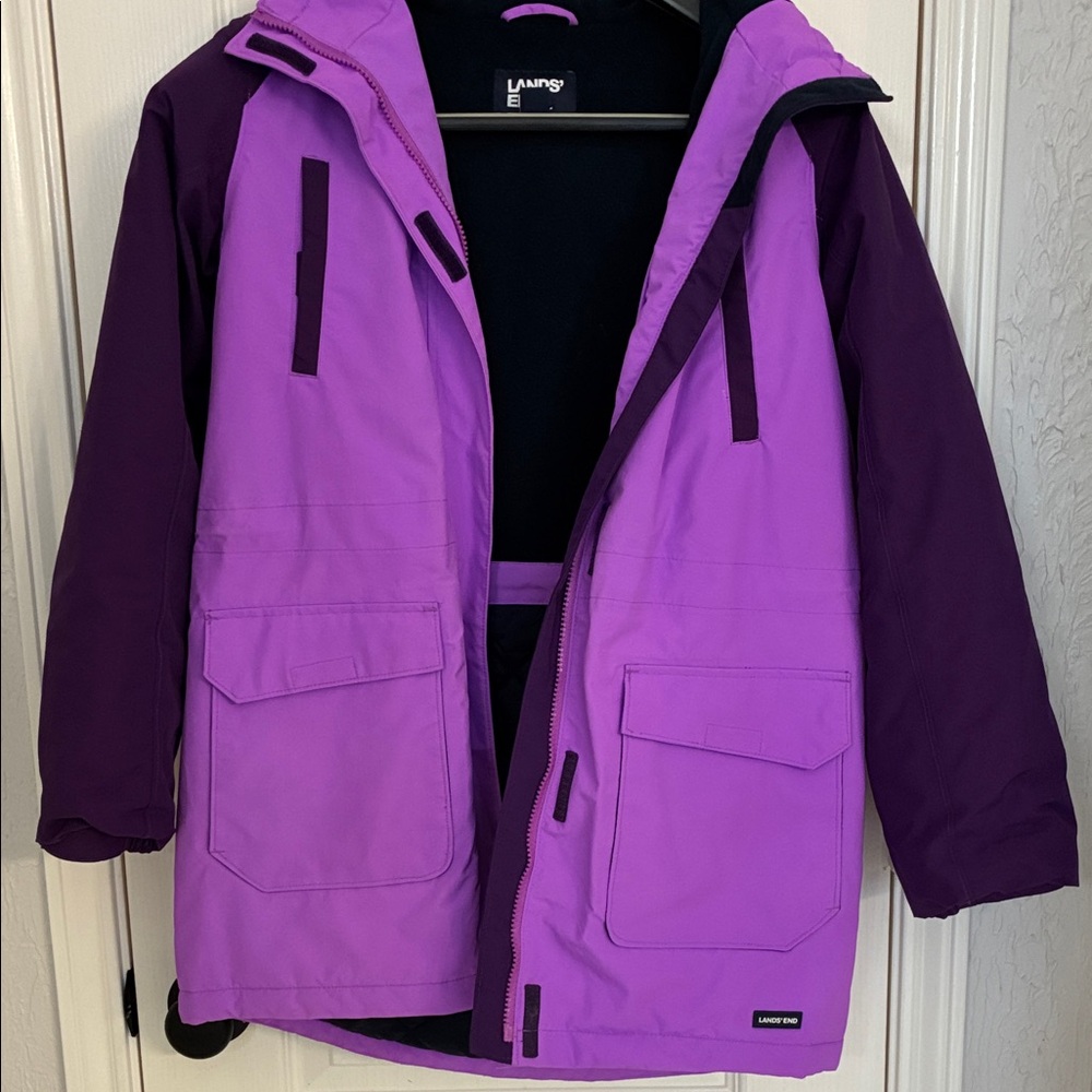 Lands' End Girls Squall Waterproof Insulated Two-Tone Parka with hood